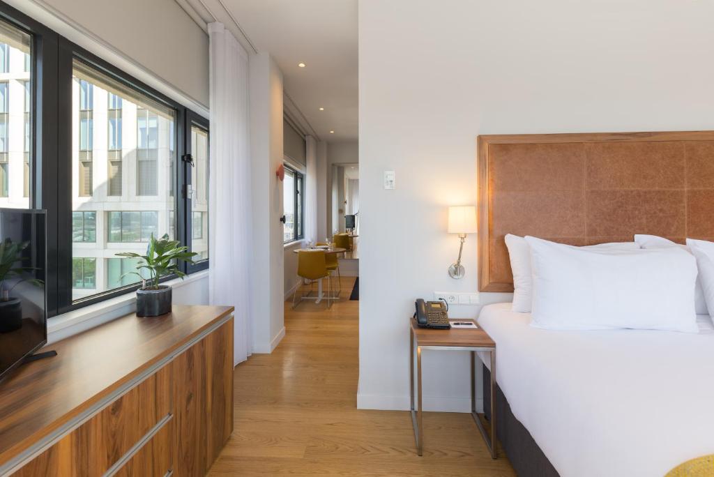 PREMIER SUITES Rotterdam - Resim 33