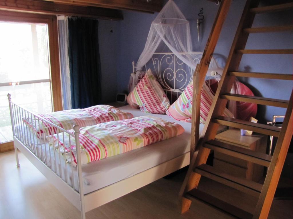 Postel nebo postele na pokoji v ubytování B&B Stein am Rhein