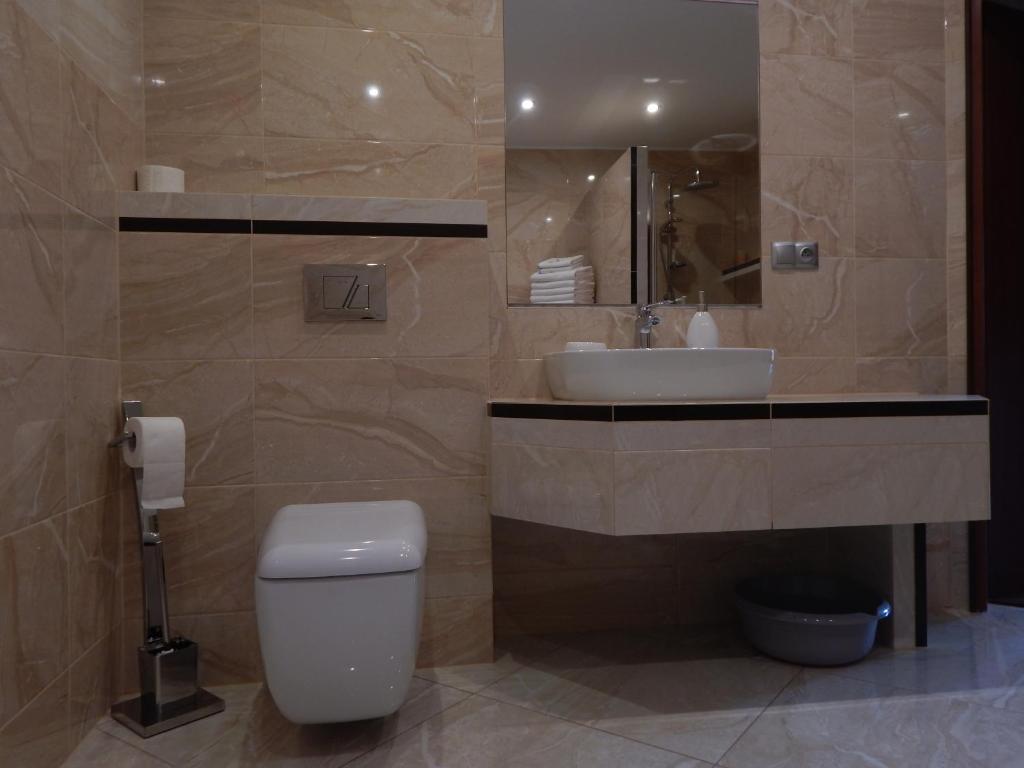 Łazienka w obiekcie Apartamenty Bahus - Centrum