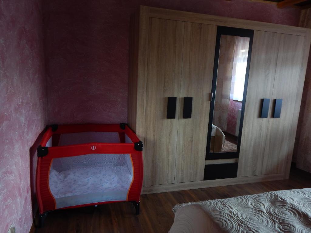 Łóżko lub łóżka w pokoju w obiekcie Apartamenty Bahus - Centrum