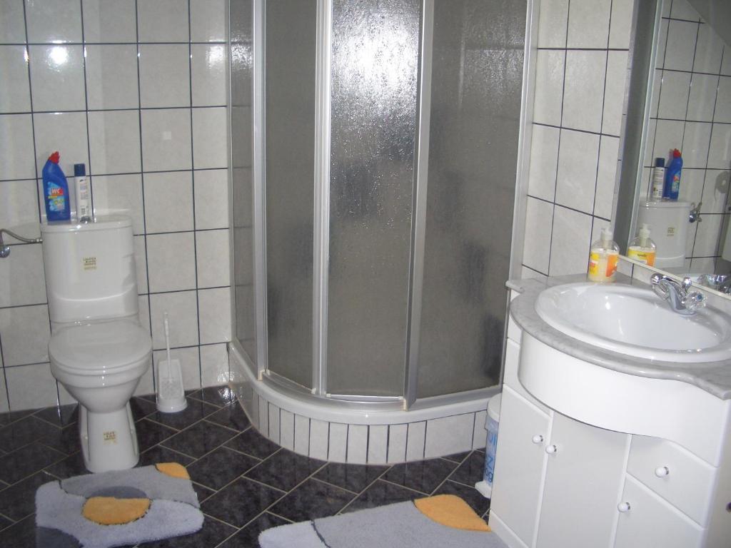 Koupelna v ubytování Gästehaus Maria