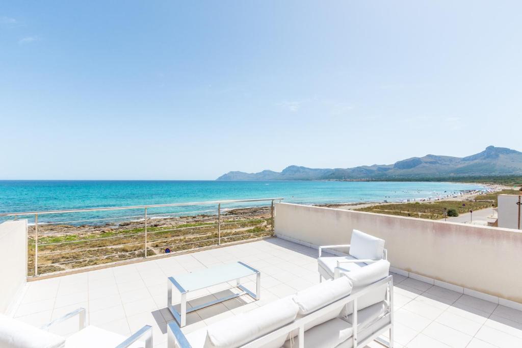 Beach House Pink Rose B in Son Serra - Housity