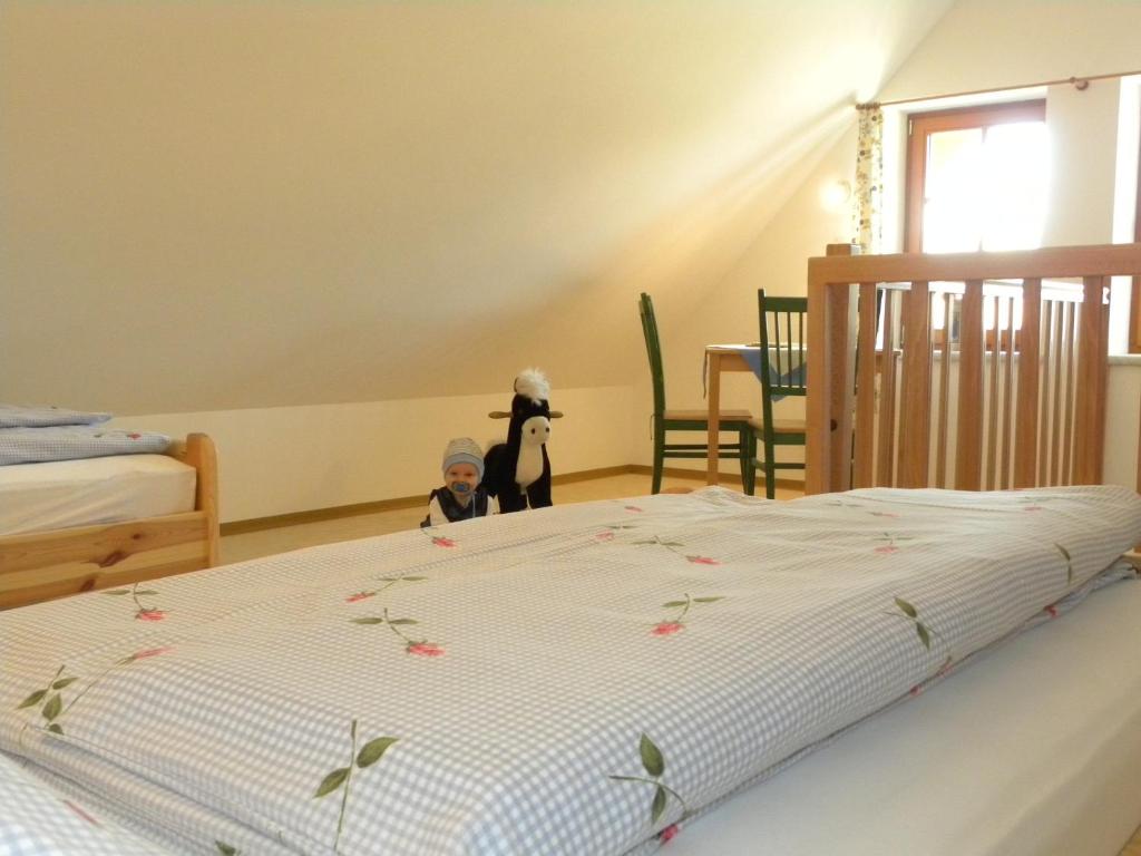 Postel nebo postele na pokoji v ubytování Gästehaus Lisa