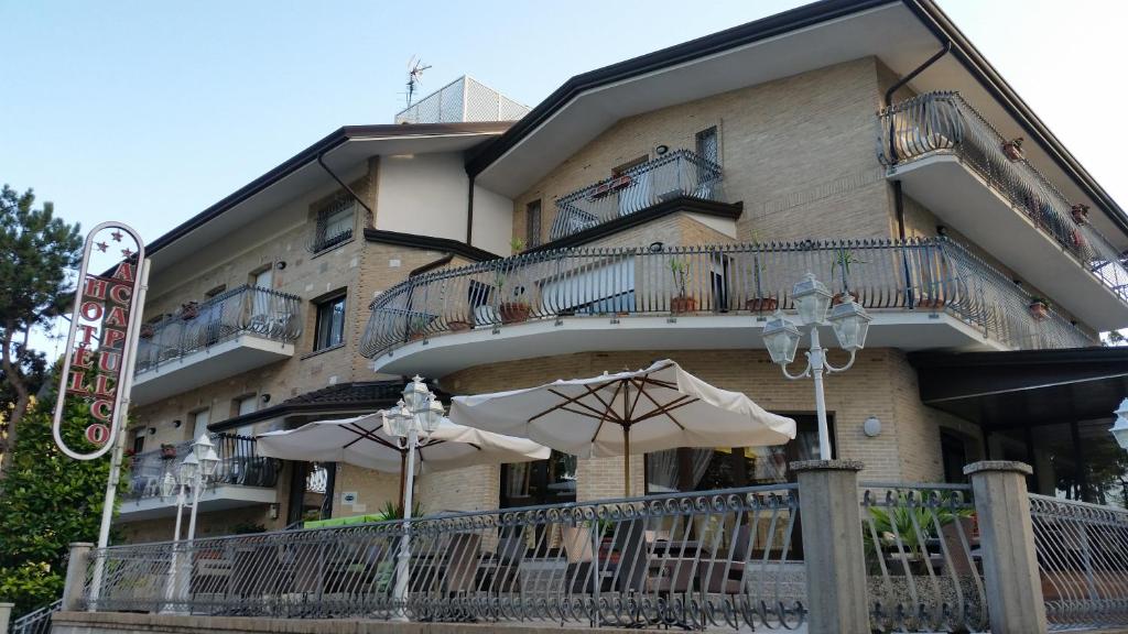 Budova, v ktorej sa hotel nachádza