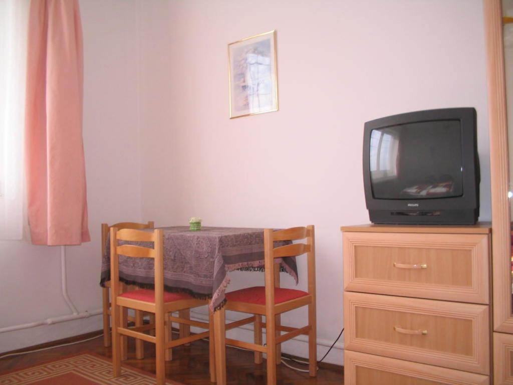 Telewizja i/lub zestaw kina domowego w obiekcie Burg Eger