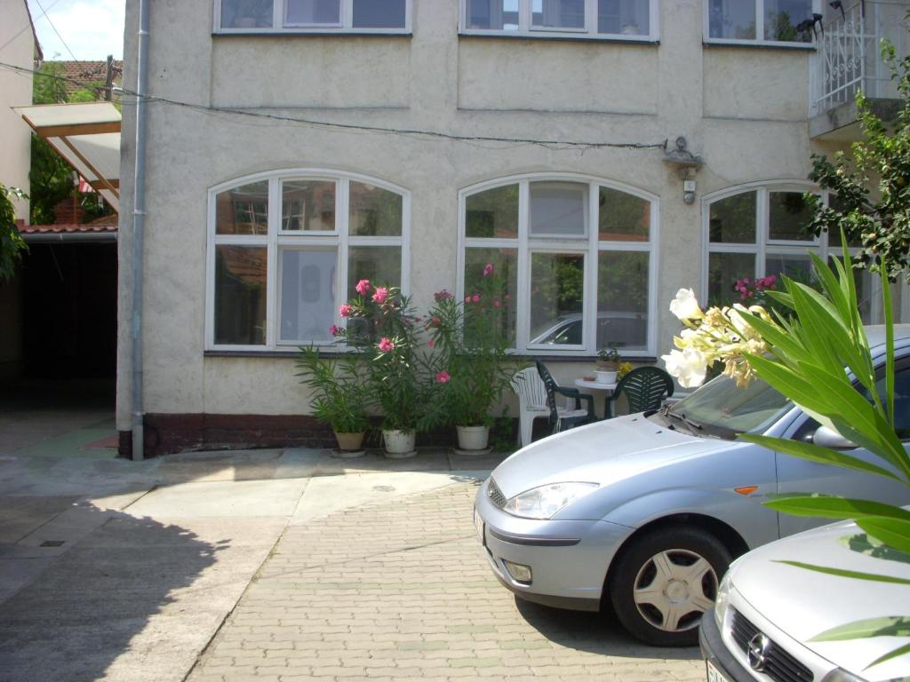 Garden Szivárvány utca 39 Vendégház 6725 Szeged, Szivárvány u. 39 kép - 1