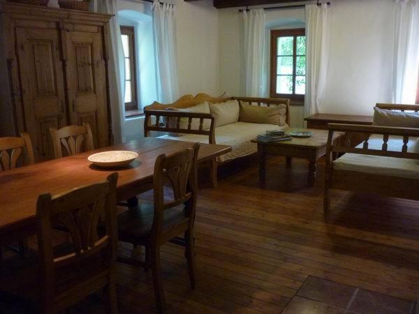 Posezení v ubytování Sárffy House