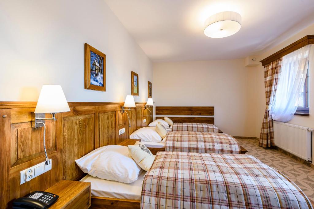 Zajazd Chyżne - Habitación Triple Deluxe (***)