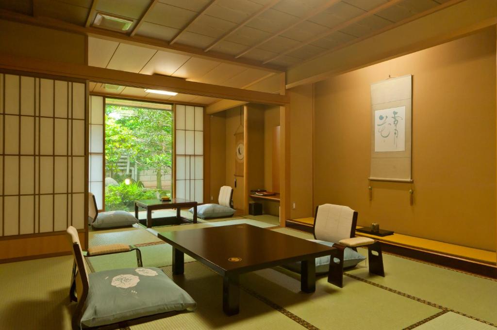 Fotografie z fotogalerie ubytování Tagawa Ryusenkaku v destinaci Nomi