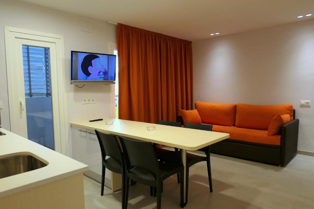 Rentalmar Pins Marina - Superior Appartement
