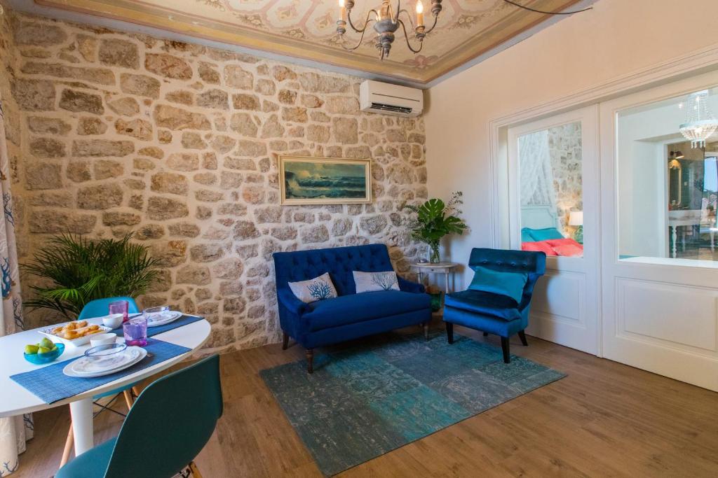 Posedenie v ubytovaní Villa Ani apartment Aquamarine