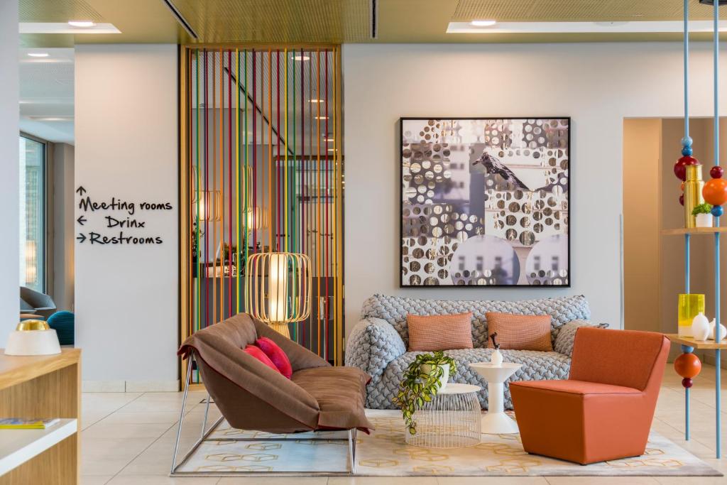 Capri by Fraser Berlin - Resim 20