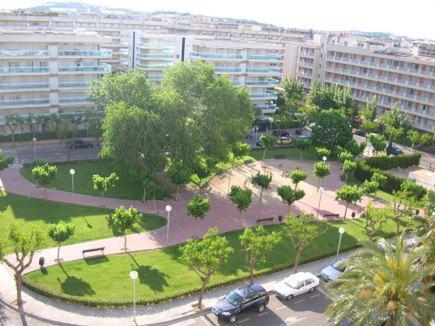 A garden outside Ático Louis Braille