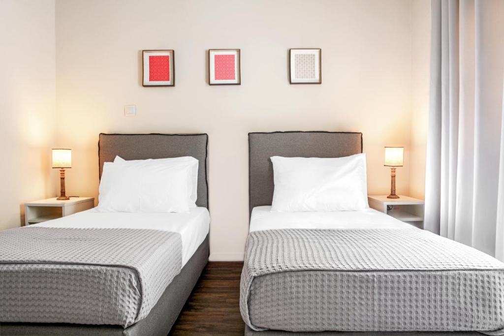 Athens Connection Apartments - Two-Bedroom Apartment With Balcony