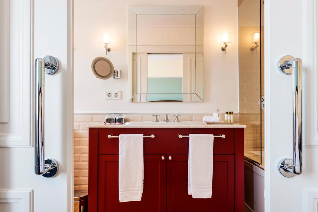 Hospes Infante Sagres Porto - Small Luxury Hotels Of The World - Resim 25