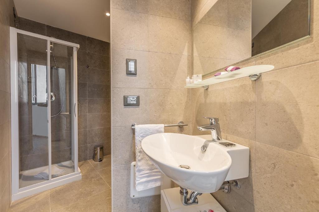 Camplus Palermo Normanni - Casa per ferie - Resim 39