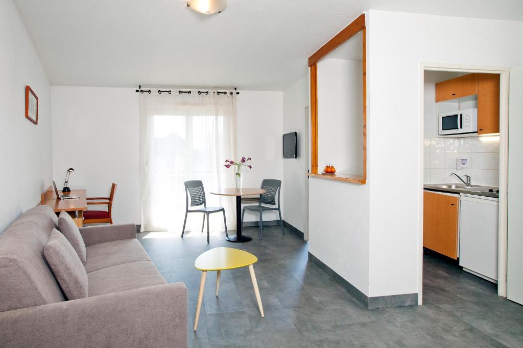 Séjours & Affaires Annecy Le Pont Neuf - Apartamento Premium