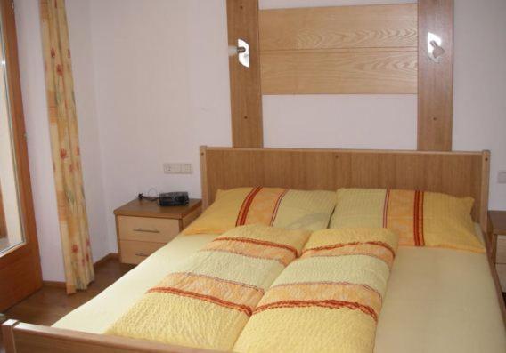 Postel nebo postele na pokoji v ubytování Apartment Schullehrer