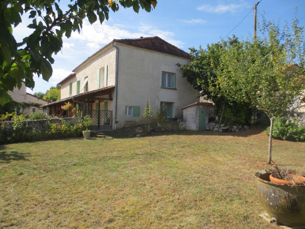Gite paisible a la Roche - Maison De Deux Chambres