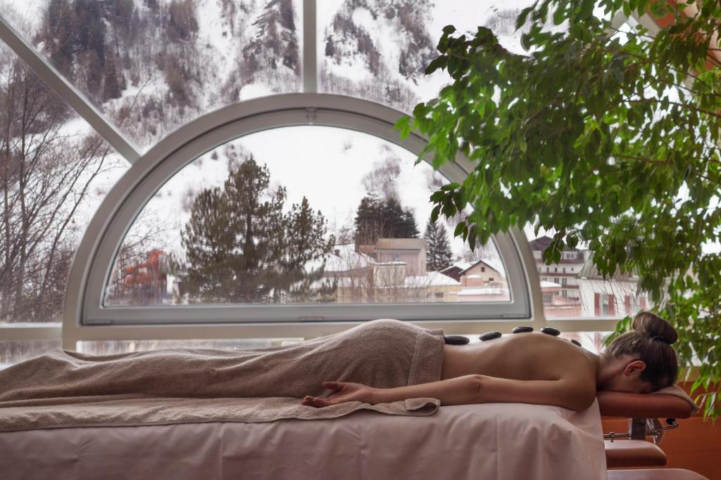 Thermal Hotels & Walliser Alpentherme Leukerbad