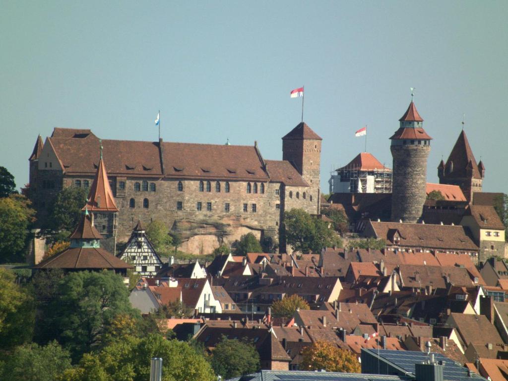 ニュルンベルクにあるAltstadt-Apartment-Nuernberg-2-Zimmer-Suite-bis-5-Personenのギャラリーの写真