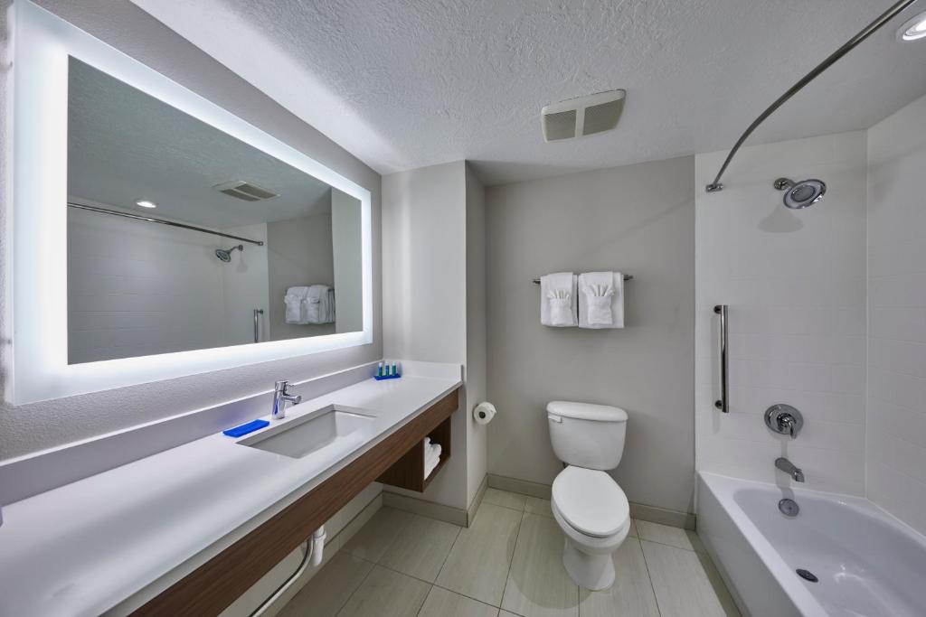 Holiday Inn Express Hotel & Suites Medford-Central Point, an IHG Hotel - Chambre Standard