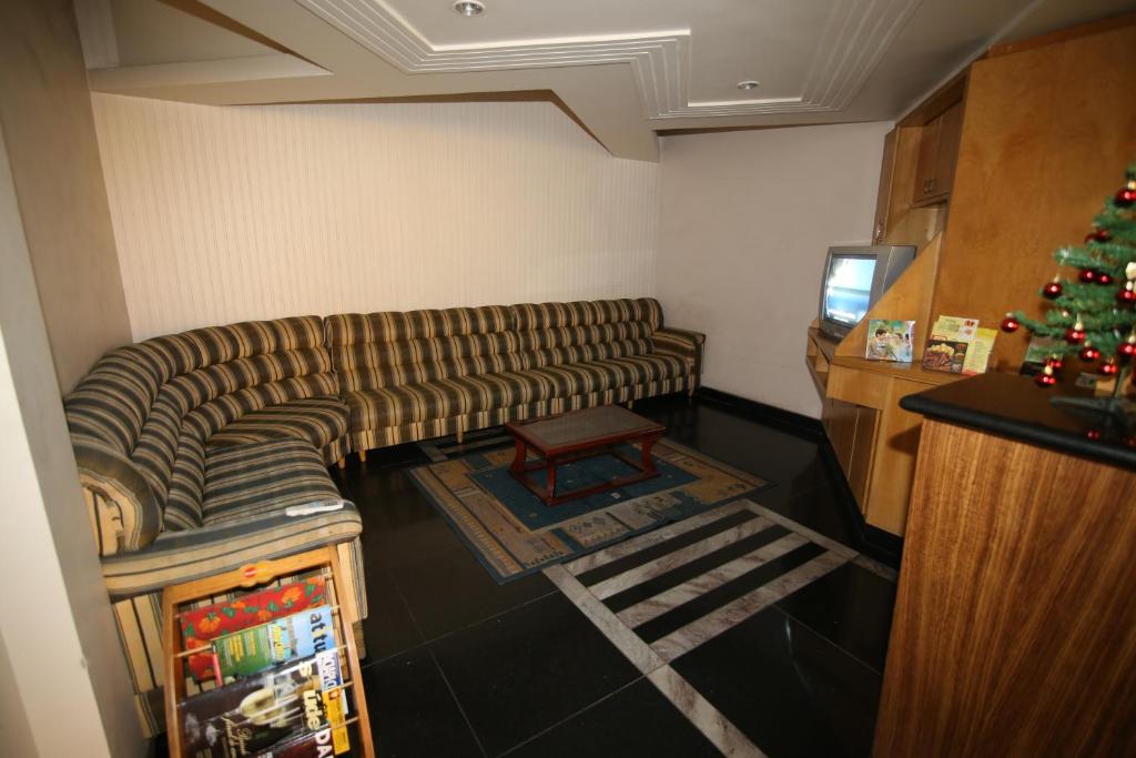  Hotel Presidente