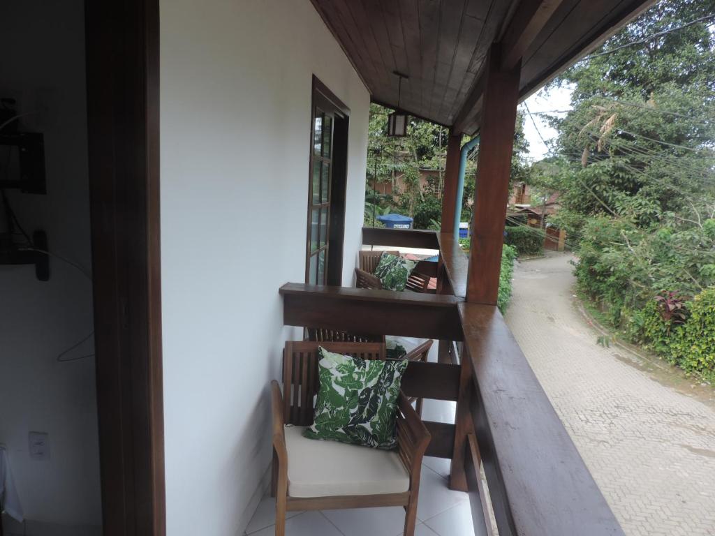  Pousada Quatro Estacoes