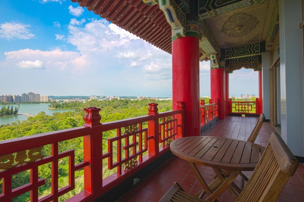 Balkón nebo terasa v ubytování The Grand Hotel Kaohsiung