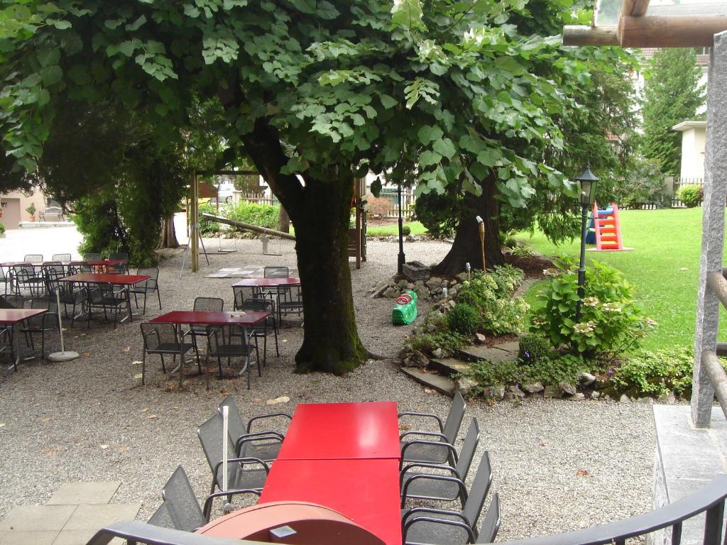 Zahrada ubytování Hotel Eden Sisikon