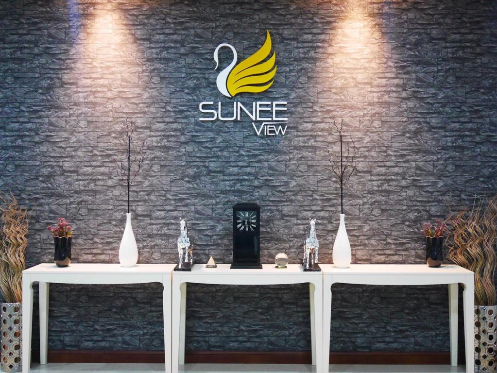 Certifikát, hodnocení, plakát nebo jiný dokument vystavený v ubytování Sunee View Hotel
