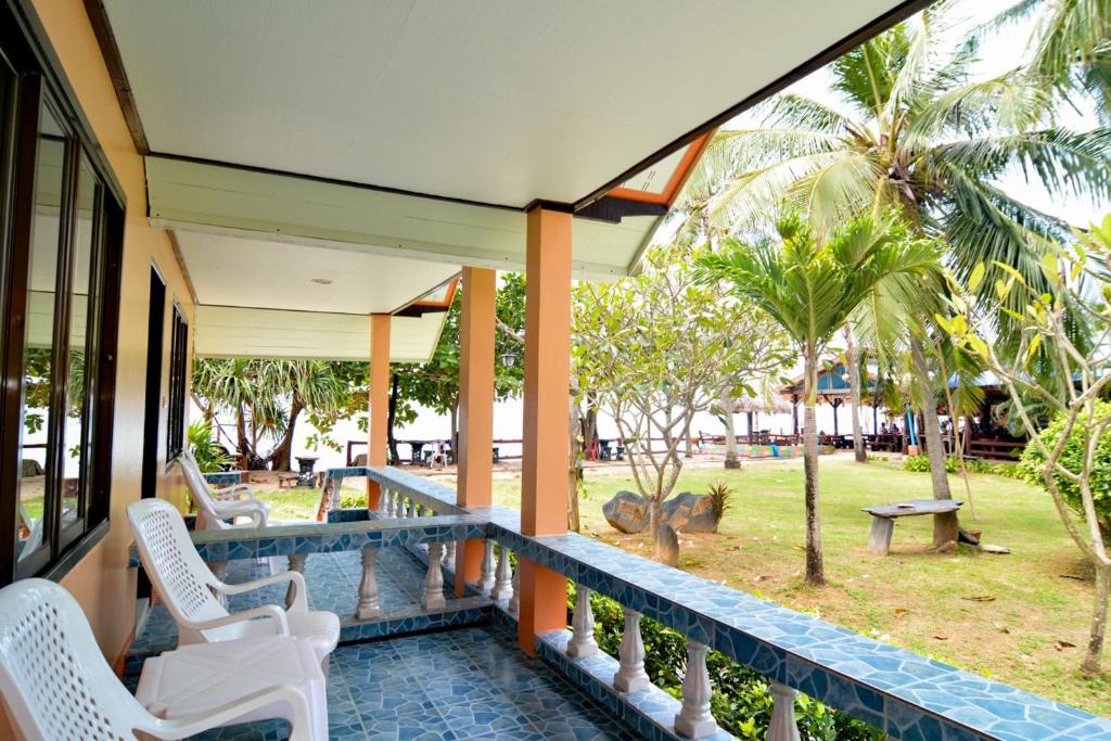 Lanta Emerald Bungalow - 9