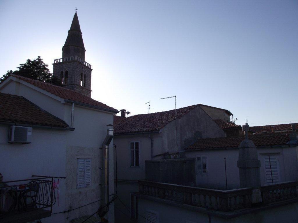 Photo de la galerie de l'établissement Apartments Dobrinj, à Dobrinj