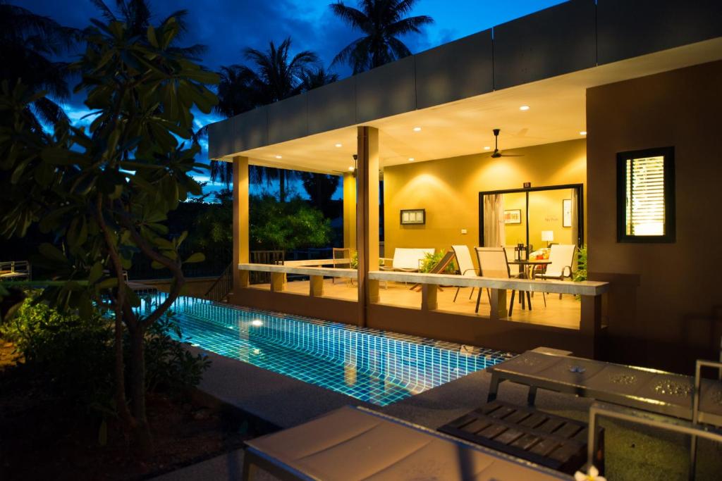Bazén v ubytování Villa Na Pran, Pool Villa nebo v jeho okolí