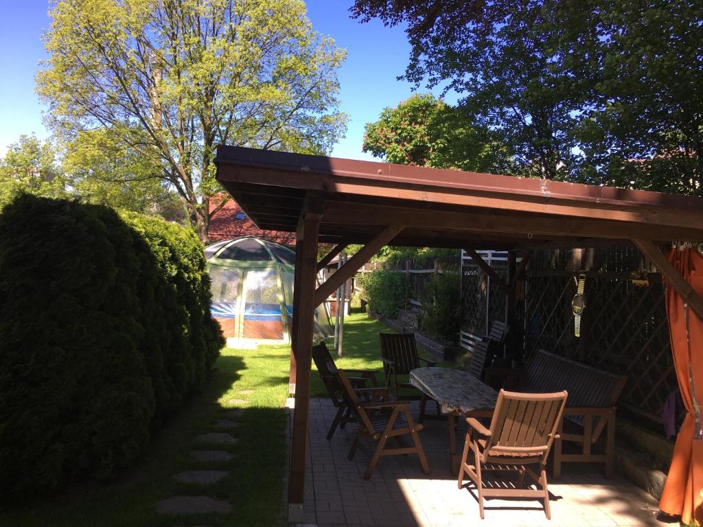 Zahrada ubytování Apartman Adele