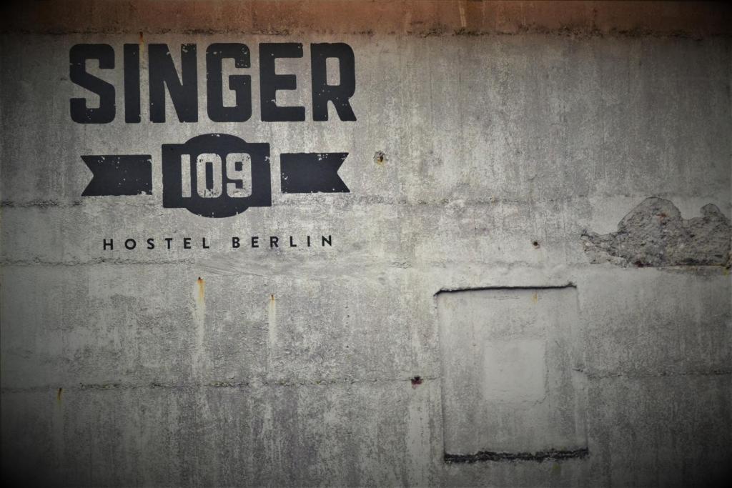 Certifikát, hodnocení, plakát nebo jiný dokument vystavený v ubytování Singer109 Hostel, Hotel & Apartment