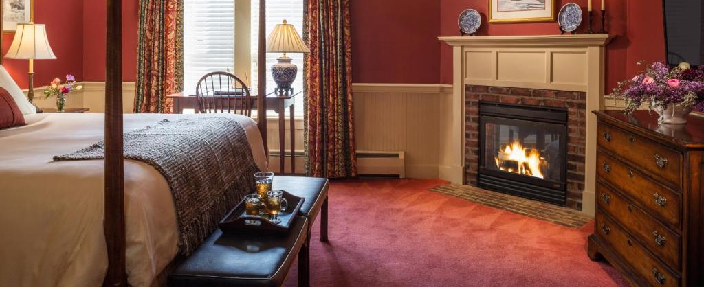 Green Mountain Inn - Deluxe Queen Room