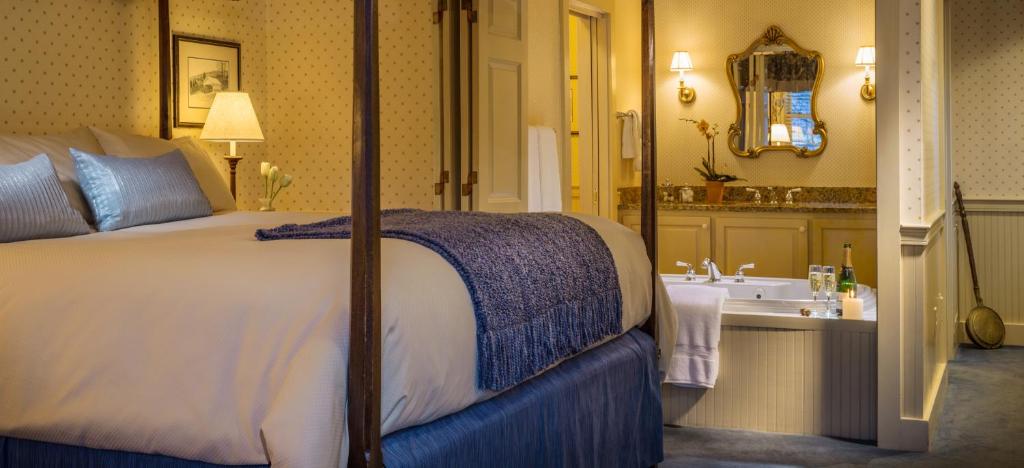 Green Mountain Inn - Luxe King Room