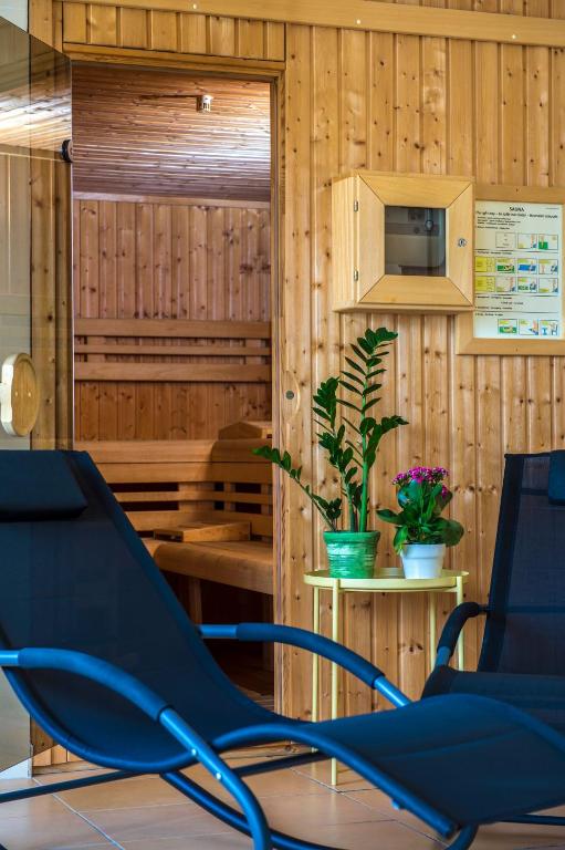 Posedenie v ubytovaní Duna Hotel