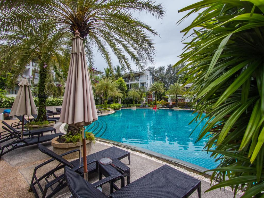 Bazén v ubytování Beachfront luxury 2 bdr apartment by InDreams, Naithon Beach (говорим по русски) nebo v jeho okolí