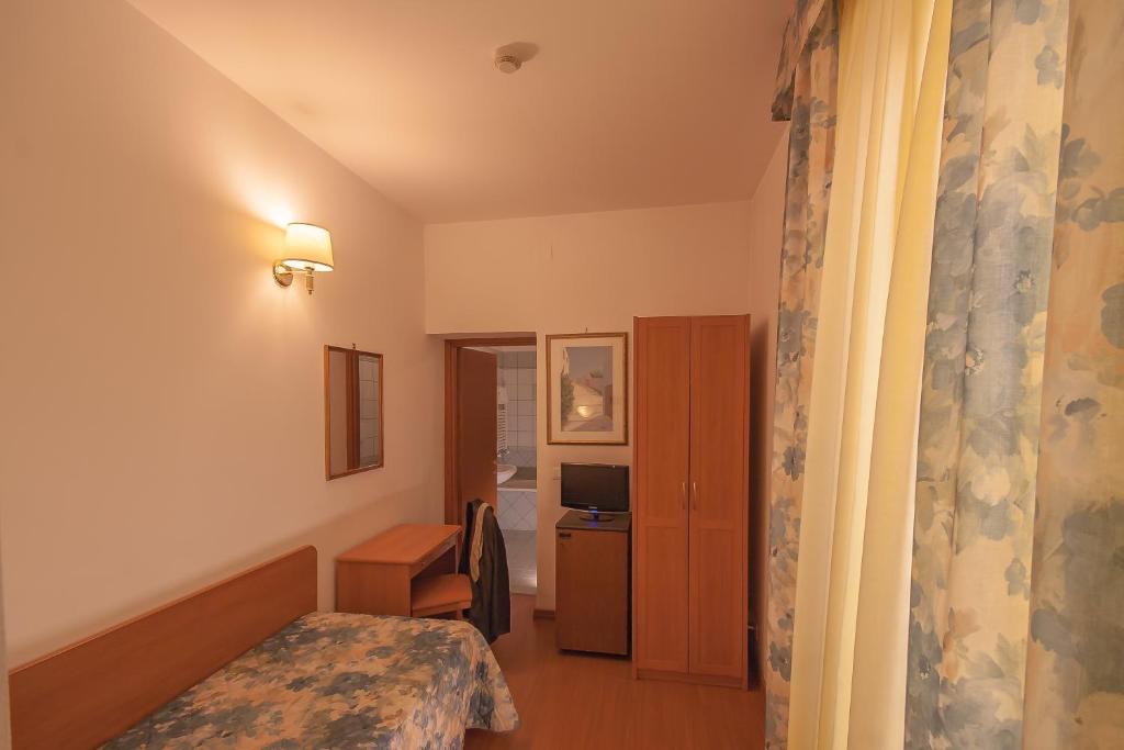Hotel Tirreno - Resim 25