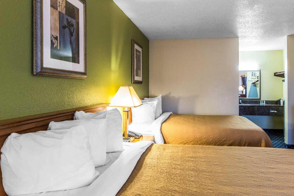 Quality Inn Midtown - Doppelzimmer Mit Zwei Doppelbetten - Nichtraucher