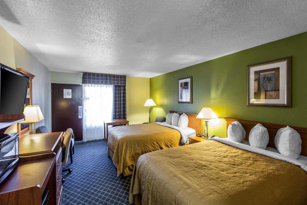 Quality Inn Midtown - Doppelzimmer Mit Zwei Doppelbetten - Rauchen