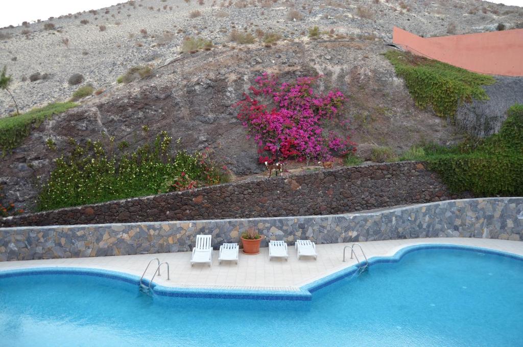 Basen w obiekcie Apartamento Vista Esmeralda en Playa Paraiso lub w pobliżu