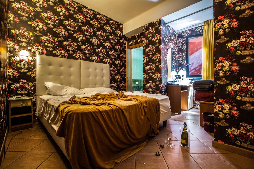 Hotel Il Guercino - Resim 44