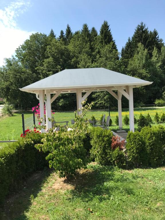 Zahrada ubytování Apartementhaus Helene am Klopeinersee
