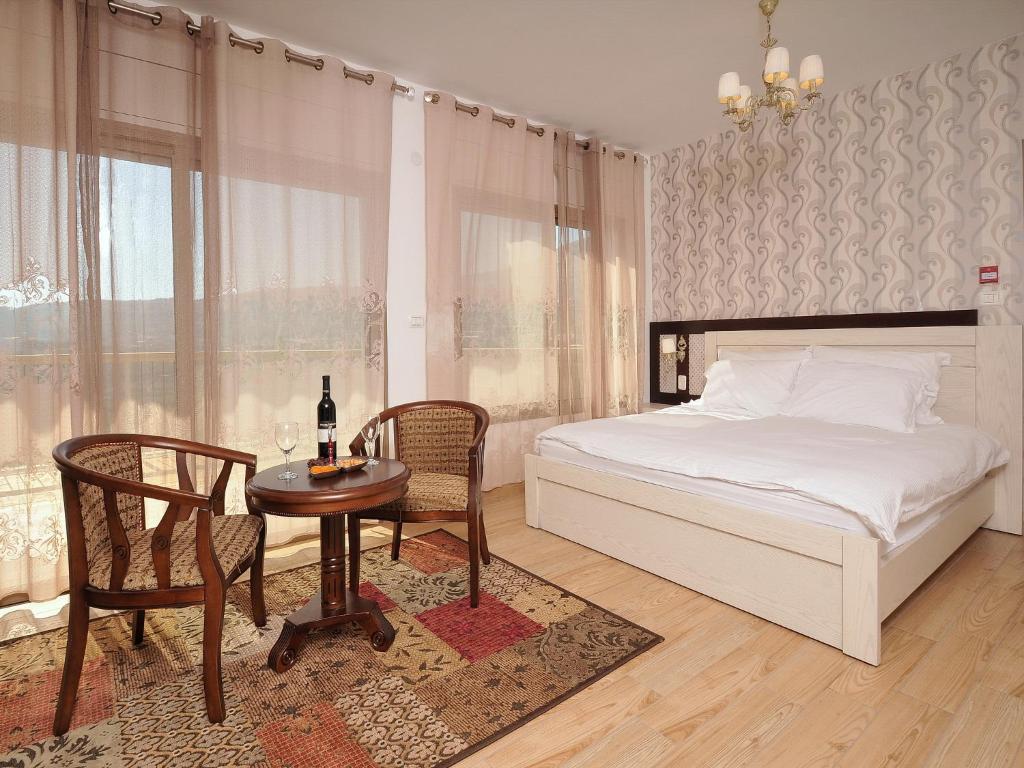 White Suites - 