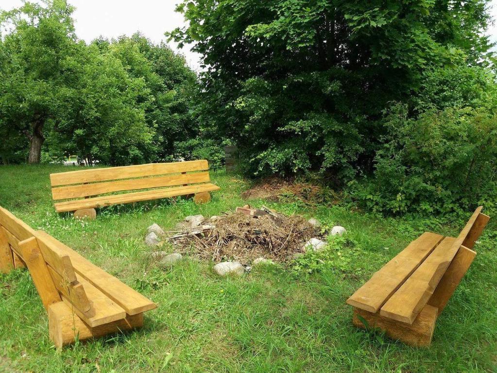 Vonkajšia záhrada v ubytovaní Tleniowo