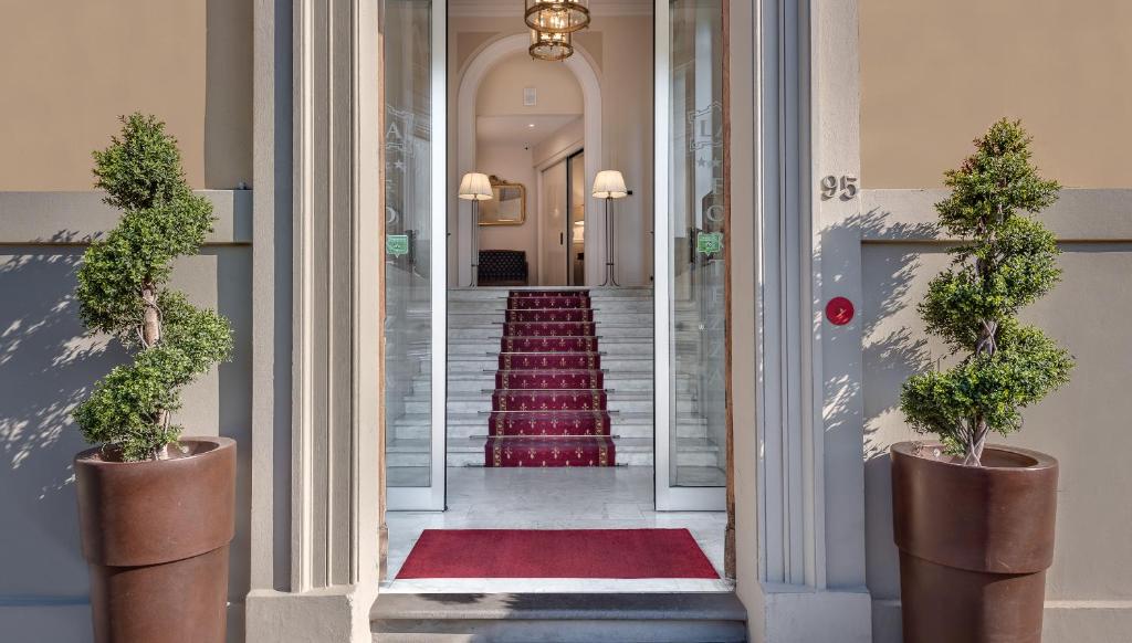 Hotel La Fortezza - Resim 37