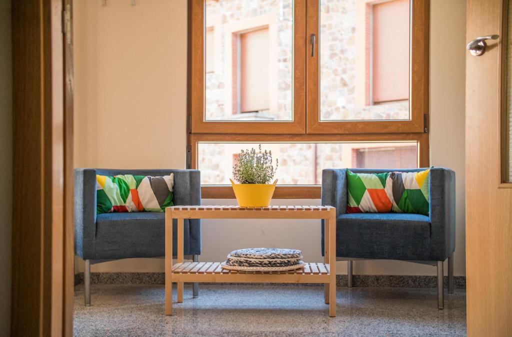Posezení v ubytování Albergue de Prioro